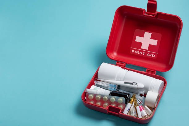 First-Aid Kit Essentials for Family Hikes